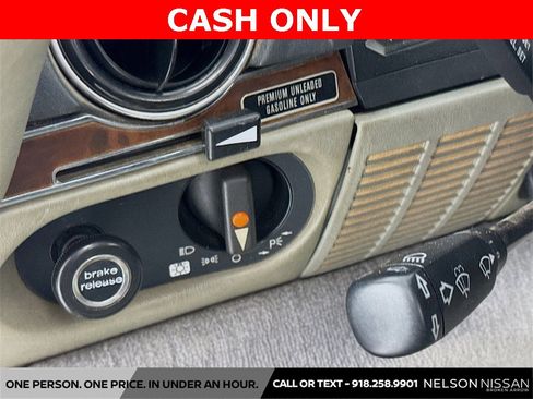 Used 1988 Mercedes-Benz 560 SL image 10