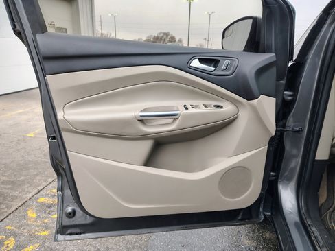 Used 2014 Ford Escape SE image 8