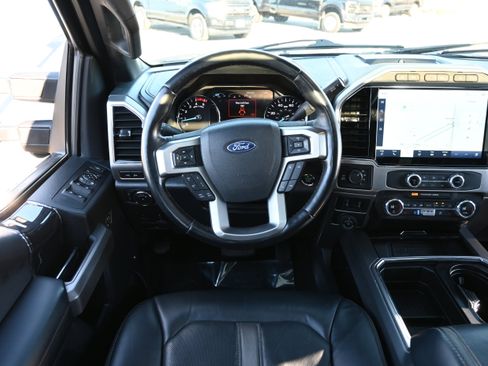 Used 2022 Ford F250 Platinum w/ Tremor Off-Road Package image 32