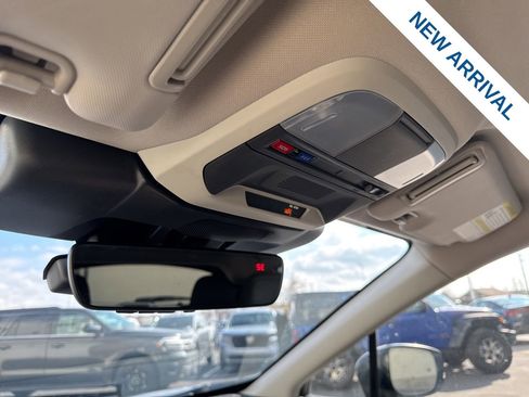 Used 2024 Subaru Crosstrek 2.0i Premium w/ Popular Package #4 image 27