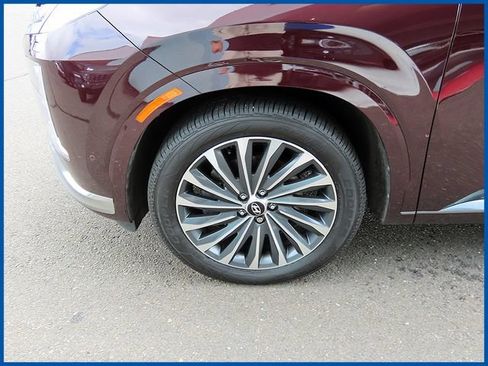 Used 2024 Hyundai Palisade Calligraphy AWD/4WD image 4