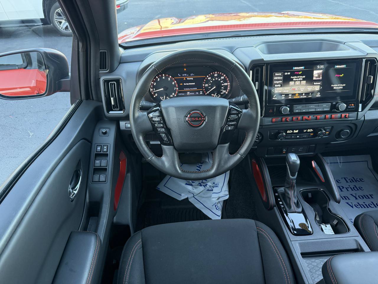 Used 2025 Nissan Frontier PRO-4X w/ Interior Protection Package AWD/4WD image 15