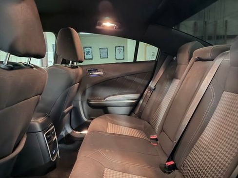 Used 2023 Dodge Charger SXT RWD image 11