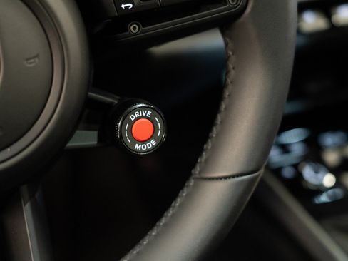 Certified 2025 Porsche 911 Carrera S RWD image 23