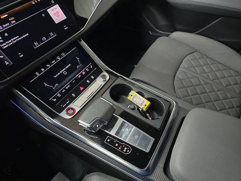 Used 2025 Audi SQ7 Prestige w/ Prestige Package AWD/4WD image 35