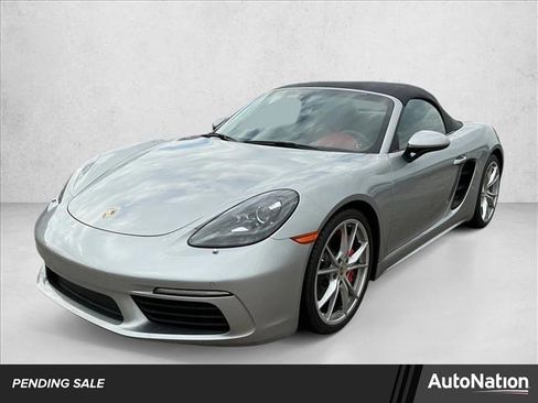 Used 2017 Porsche 718 Boxster S image 1
