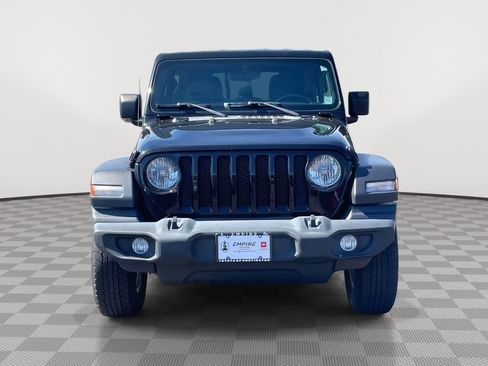 Used 2018 Jeep Wrangler Unlimited Sport S image 2