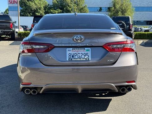 Used 2021 Toyota Camry XSE FWD image 17