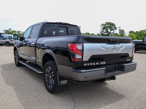 Used 2021 Nissan Titan Platinum Reserve w/ Moonroof Package AWD/4WD image 35