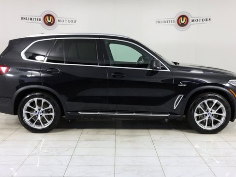 Used 2022 BMW X5 xDrive45e w/ Climate Comfort Package image 2