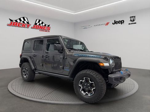 Used 2021 Jeep Wrangler Unlimited Rubicon 4xe w/ Cold Weather Group image 12