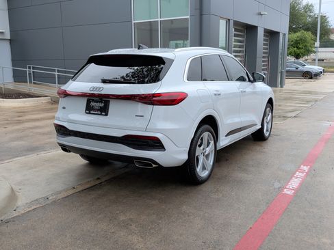 Certified 2026 Audi Q5 Premium Plus AWD/4WD image 9