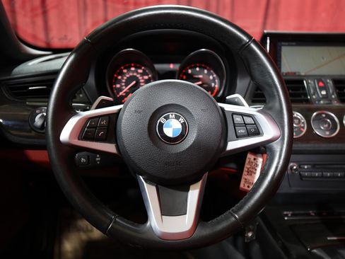 Used 2016 BMW Z4 sDrive28i RWD image 17