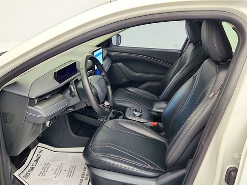 Used 2021 Ford Mustang Mach-E Premium image 20