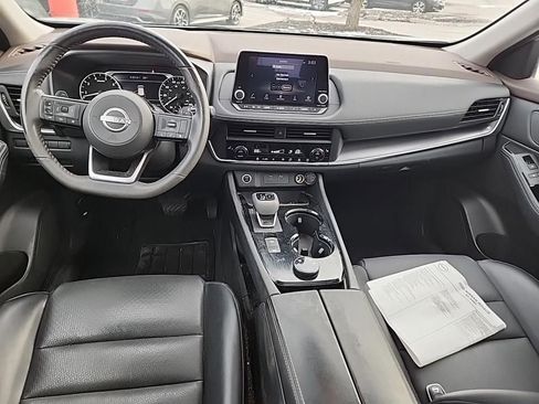 Certified 2023 Nissan Rogue SV w/ SV Premium B Package image 8