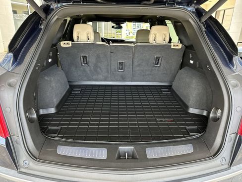 Used 2017 Cadillac XT5 Premium Luxury w/ Advanced Security Package FWD image 29