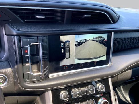Used 2023 GMC Yukon Denali w/ Denali Reserve Package AWD/4WD image 24