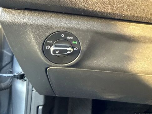 Used 2021 Volkswagen Jetta R-Line w/ R-Line Cold Weather Package image 24