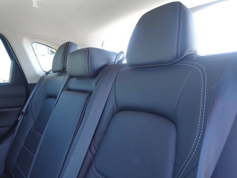 Certified 2025 MAZDA CX-5 AWD 2.5 S w/ Preferred Package image 22