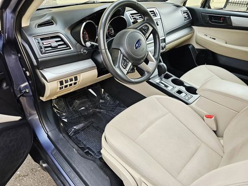 Used 2017 Subaru Outback 2.5i AWD/4WD image 9