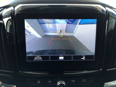 Used 2021 Chevrolet Traverse LT AWD/4WD image 29