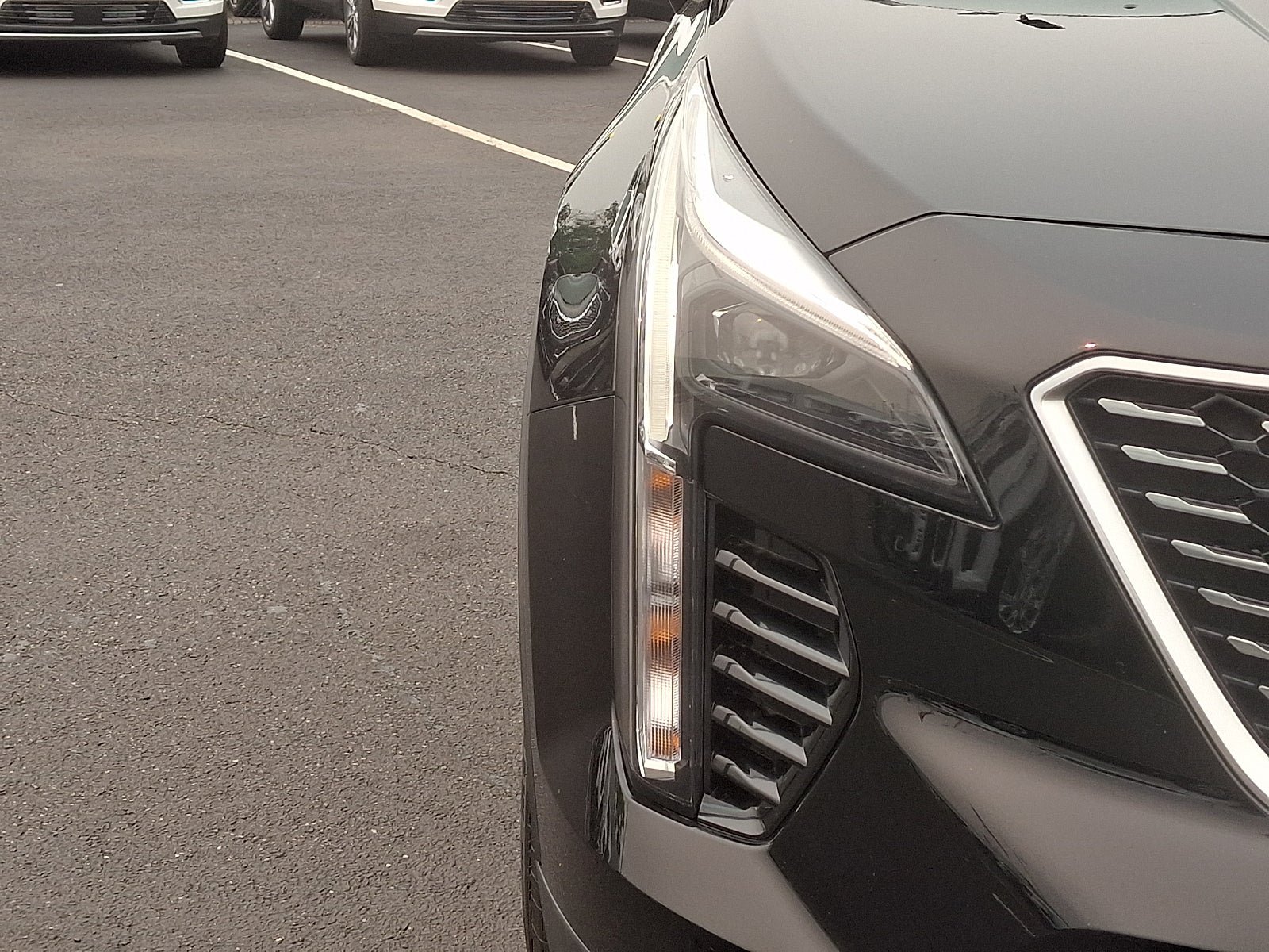 Used 2019 Cadillac XT4 Luxury AWD/4WD image 9