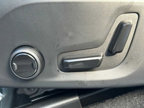 New 2026 Volvo XC90 T8 Plus image 23