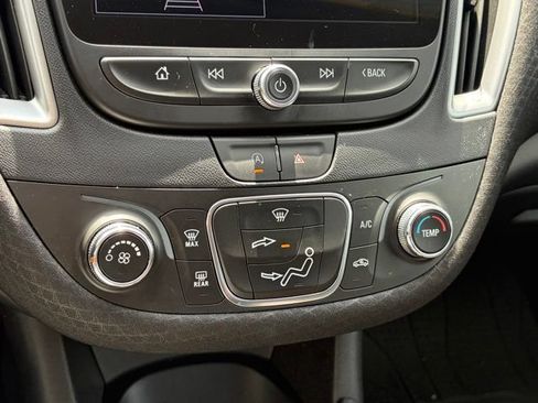 Used 2024 Chevrolet Malibu LS FWD image 20