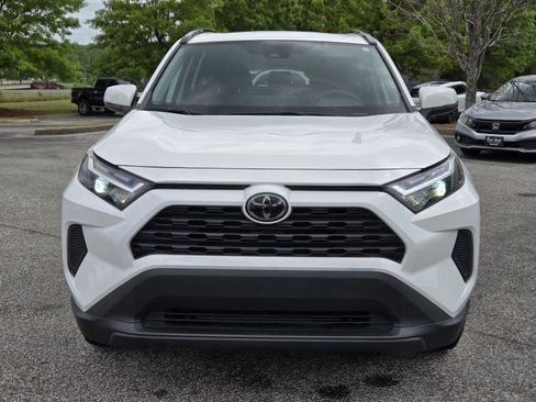 Used 2024 Toyota RAV4 XLE w/ Convenience Package FWD image 2