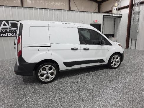 Used 2019 Ford Transit Connect XL image 4