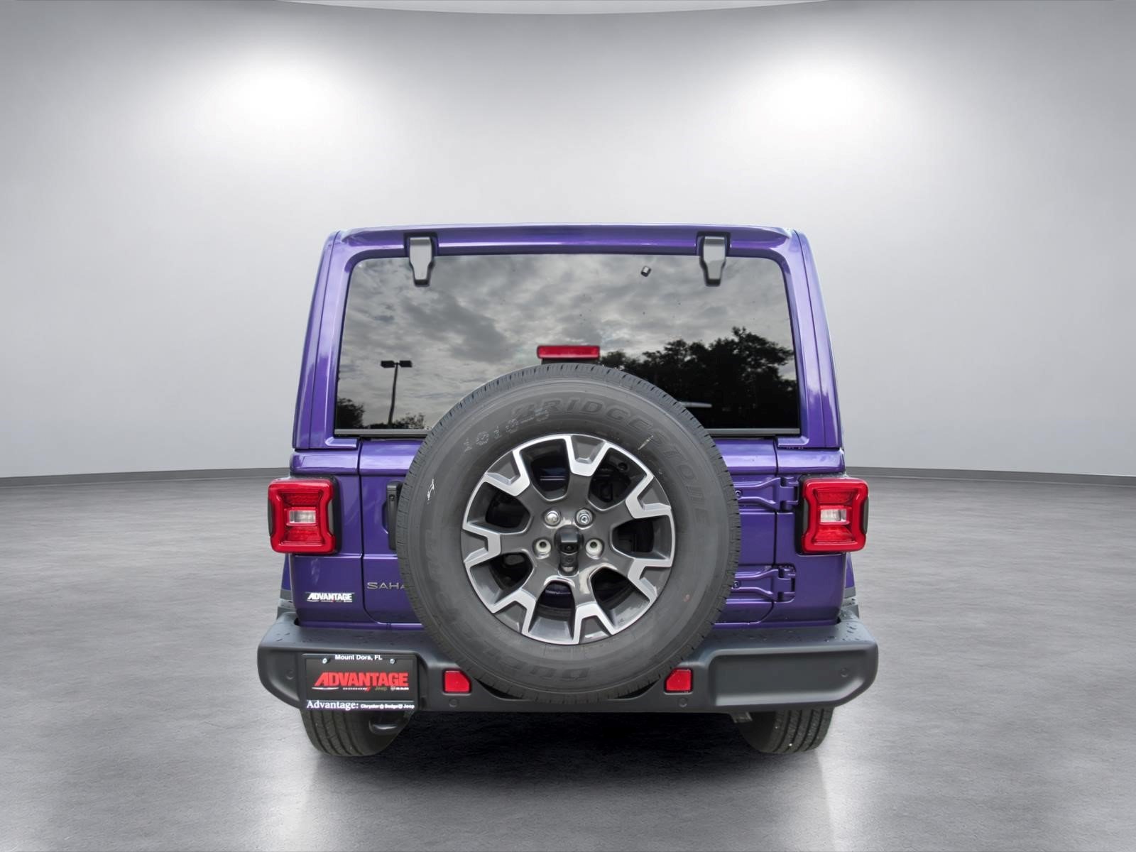 New 2026 Jeep Wrangler Unlimited Sahara AWD/4WD image 6
