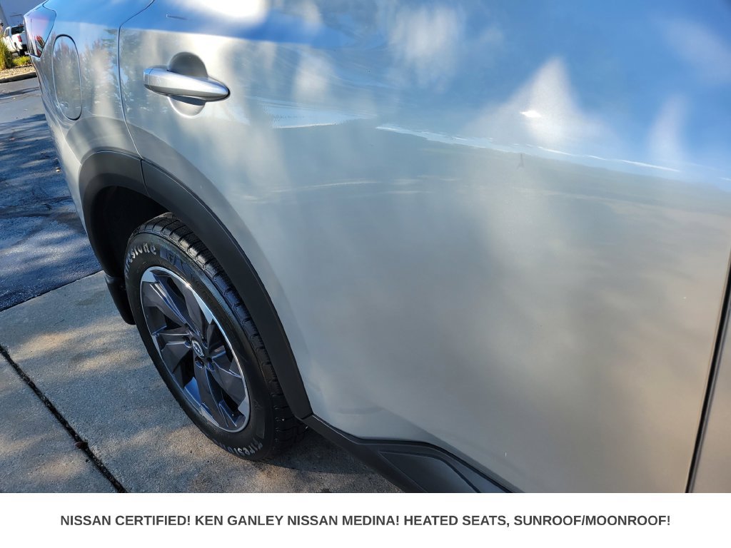Certified 2024 Nissan Rogue SV w/ SV Premium Package AWD/4WD image 14