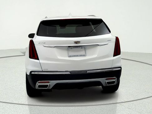 Certified 2024 Cadillac XT5 Premium Luxury w/ LPO, Floor Liner Package AWD/4WD image 4