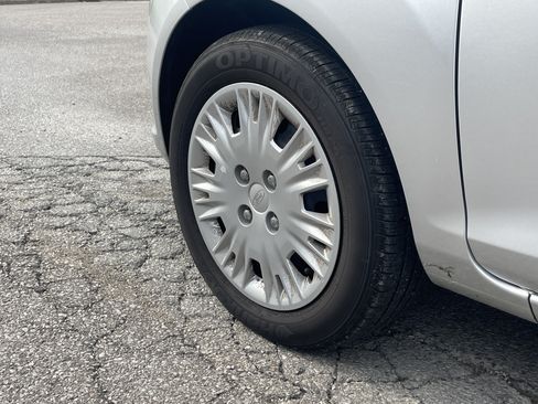 Used 2019 Ford Fiesta S FWD image 6