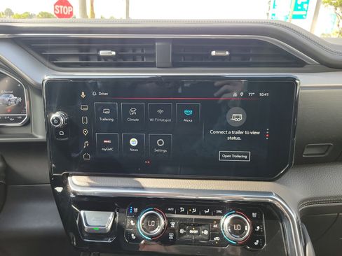 Used 2024 GMC Sierra 1500 Denali w/ Technology Package image 20