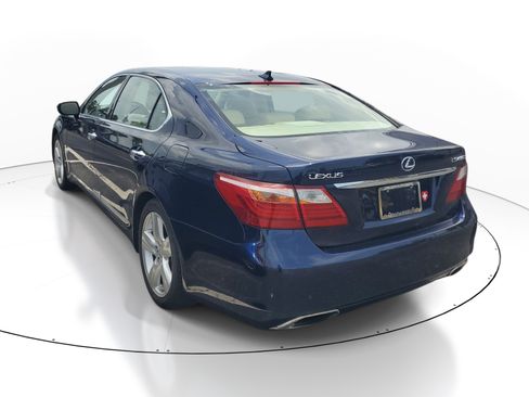 Used 2010 Lexus LS 460 L w/ Luxury Pkg RWD image 7