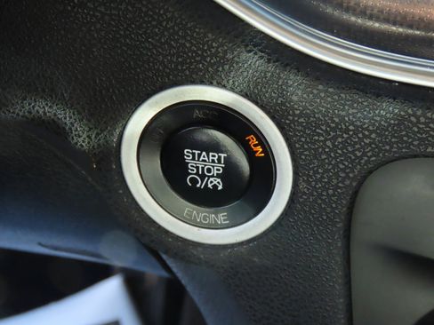 Used 2014 Dodge Charger R/T w/ Wheels & Tunes Group image 29