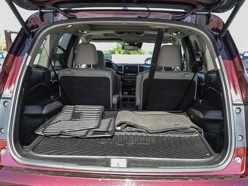 Used 2016 Honda Pilot Elite image 25