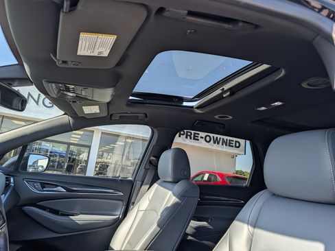 Used 2023 Buick Enclave Essence w/ Experience Buick Package FWD image 28
