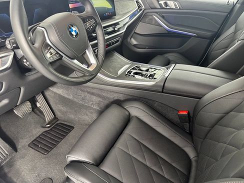 Used 2026 BMW X5 xDrive40i w/ Premium Package AWD/4WD image 13