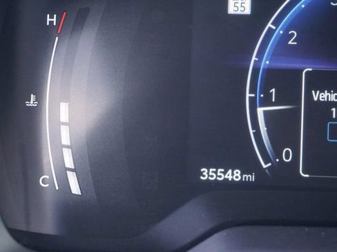 Used 2025 Toyota Corolla Cross XLE FWD image 23