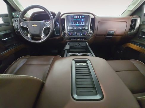 Used 2017 Chevrolet Silverado 3500 High Country w/ Duramax Plus Package image 10