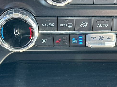 Certified 2024 Ford F150 Lariat w/ Tow/Haul Package AWD/4WD image 21