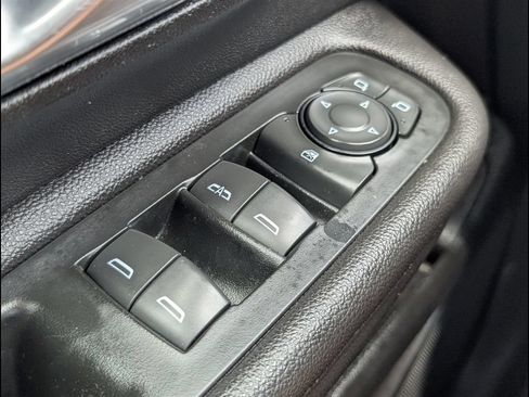 Used 2022 GMC Terrain SLE w/ Driver Convenience Package FWD image 31