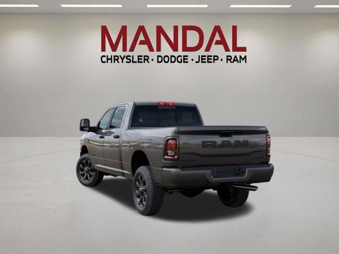 New 2026 RAM 2500 Big Horn AWD/4WD image 3