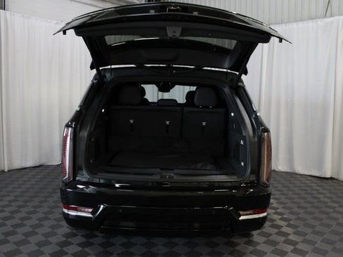 New 2026 Cadillac Escalade IQ Luxury 1 AWD/4WD image 7