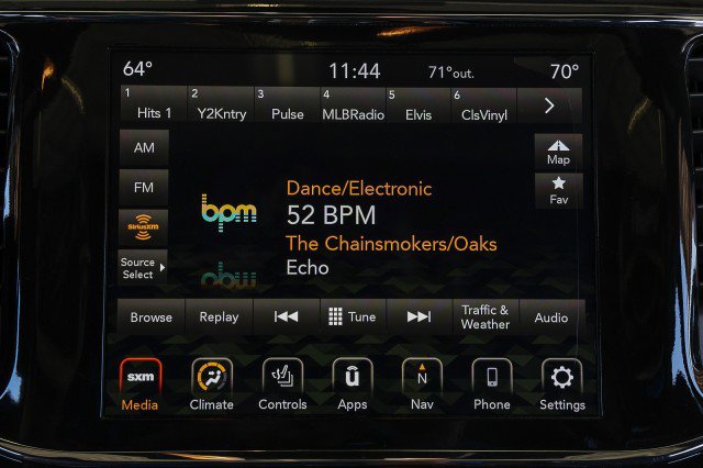 Used 2022 Jeep Grand Cherokee Limited AWD/4WD image 15
