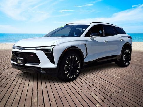 Certified 2024 Chevrolet Blazer EV RS AWD/4WD image 3