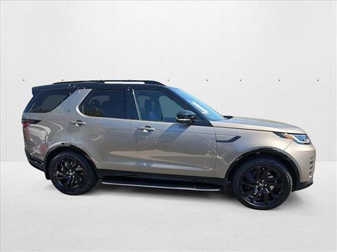 New 2025 Land Rover Discovery Dynamic SE AWD/4WD image 4