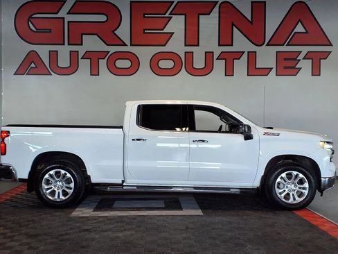 Used 2024 Chevrolet Silverado 1500 LTZ AWD/4WD image 1